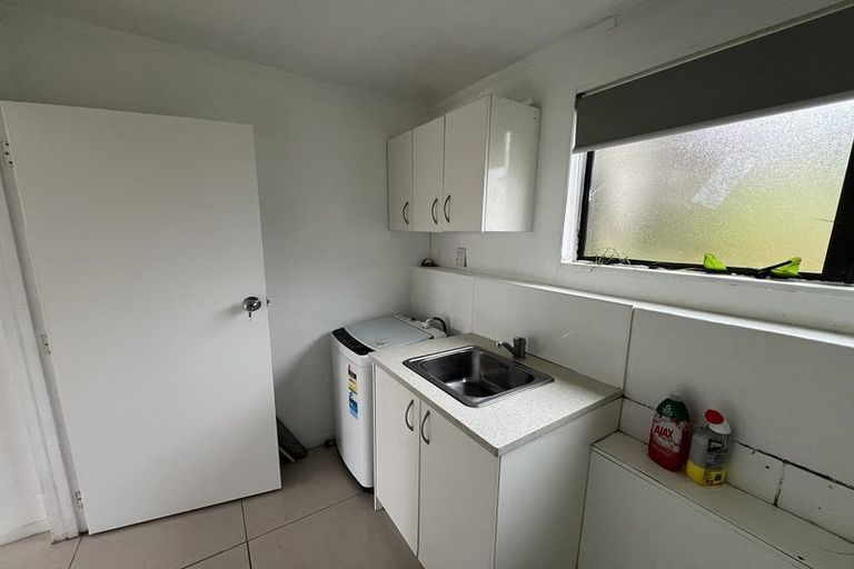 Photo of property in 22 Goodwood Drive, Goodwood Heights, Auckland, 2105