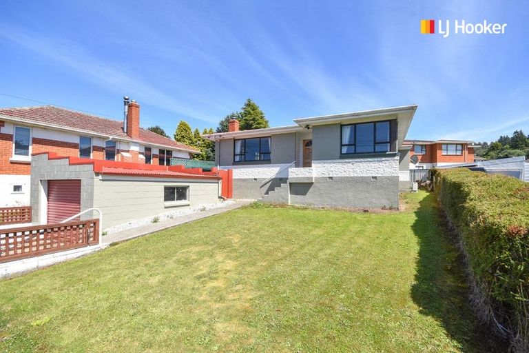 Photo of property in 6 Ashmore Street, Halfway Bush, Dunedin, 9010