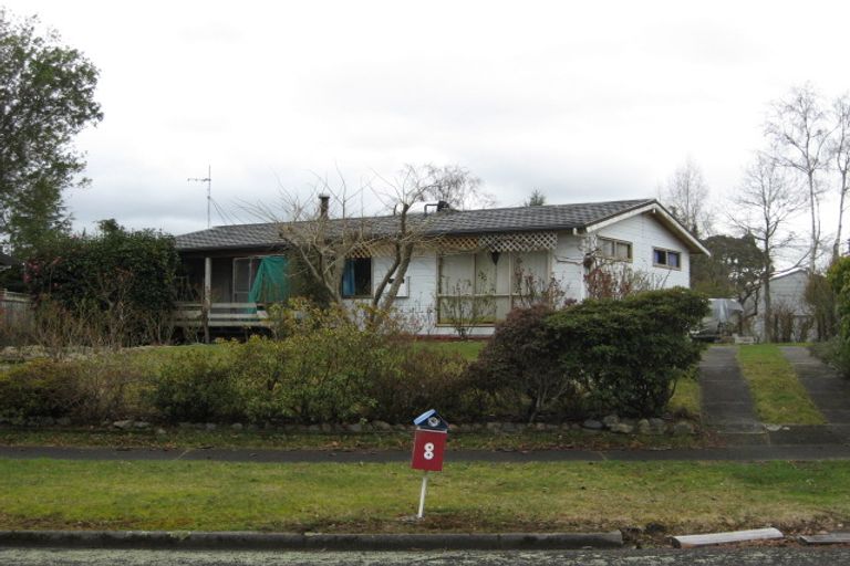 Photo of property in 8 Irwin Place, Kinloch, Taupo, 3377