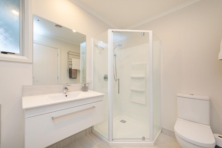 Photo of property in 402a Featherston Street, Palmerston North, 4414