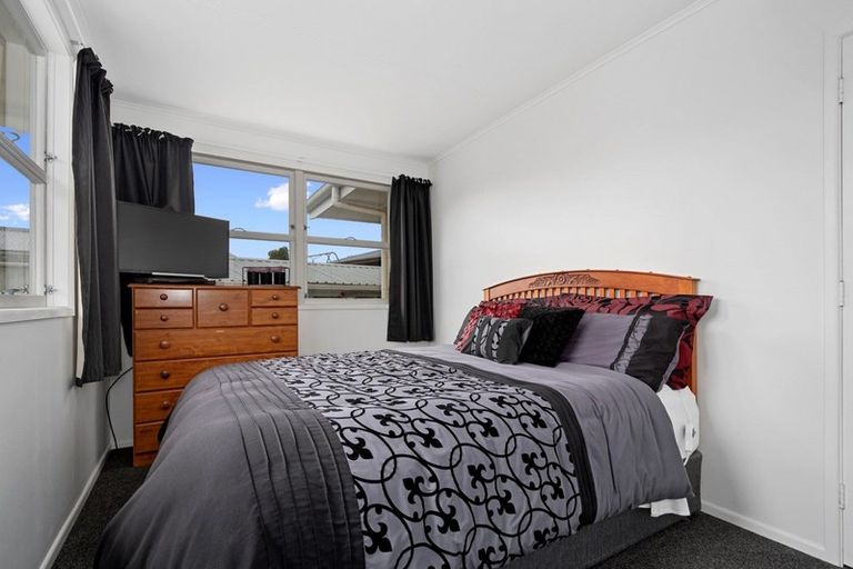 Photo of property in 24a Simpson Road, Papamoa Beach, Papamoa, 3118