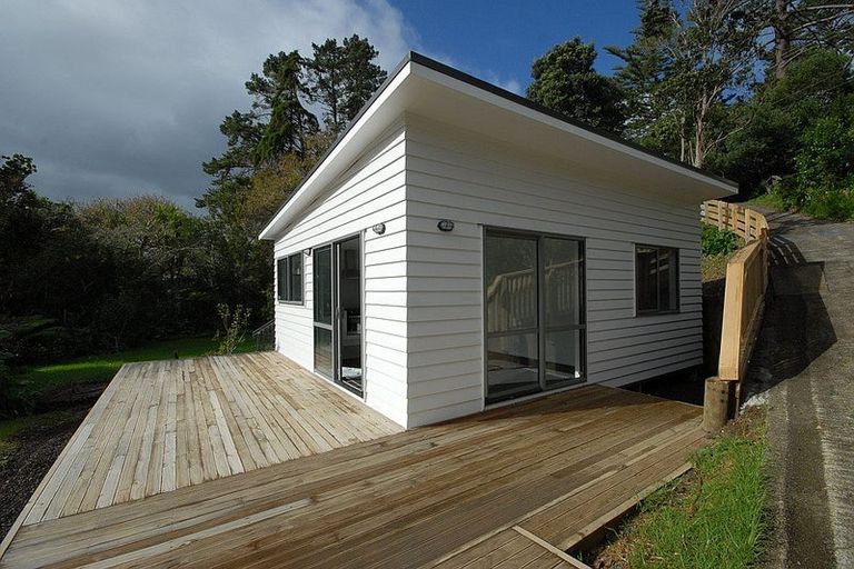 Photo of property in 80 Braemar Road, Castor Bay, Auckland, 0620