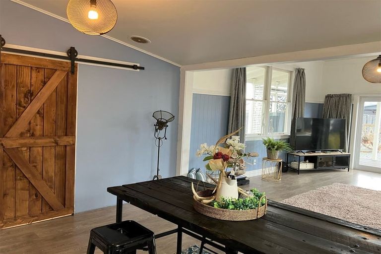 Photo of property in 62 Chaucer Street, Milton, 9220