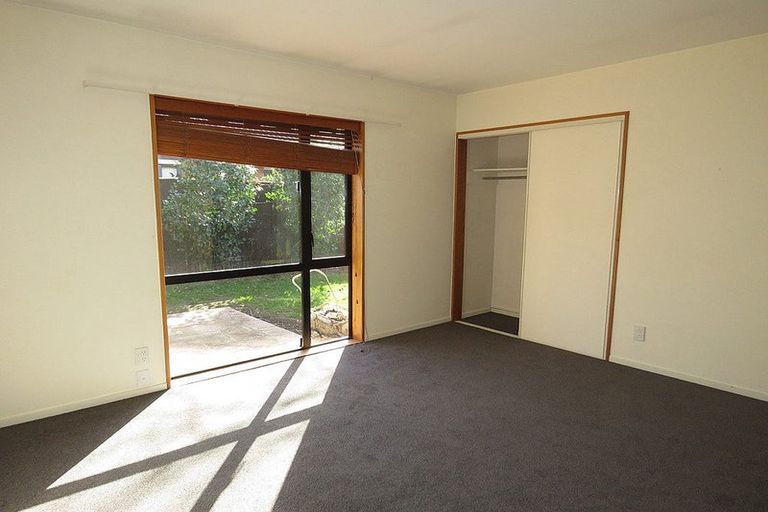 Photo of property in 4 Parkstone Avenue, Ilam, Christchurch, 8041
