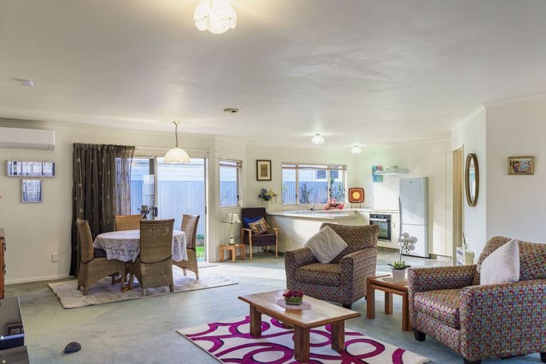 Photo of property in 2/50 Nuffield Avenue, Marewa, Napier, 4110