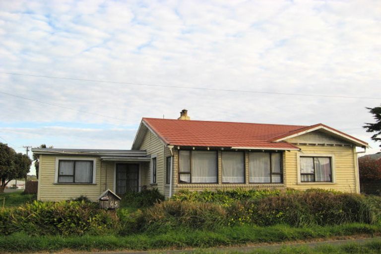 Photo of property in 65 Bignell Street, Gonville, Whanganui, 4501
