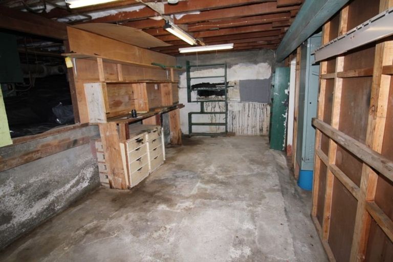 Photo of property in 35 Allen Terrace, Tawa, Wellington, 5028