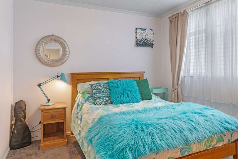 Photo of property in 87 Russell Street, Westport, 7825