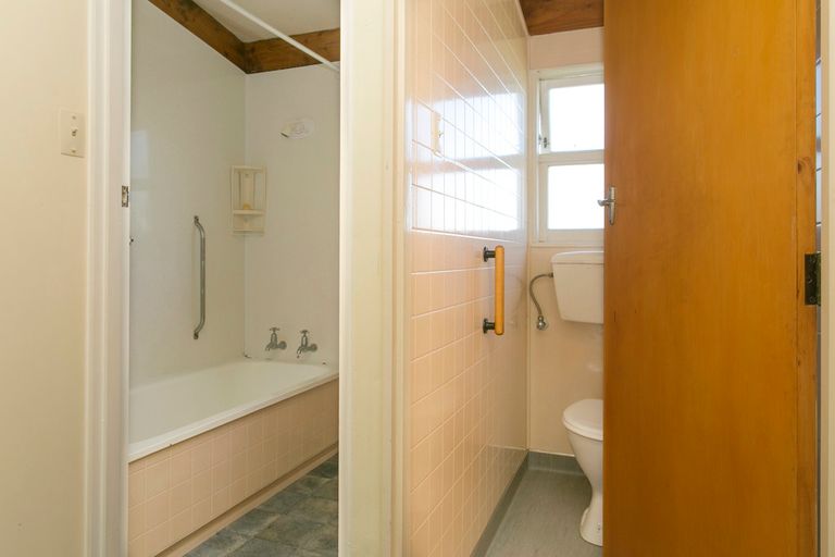 Photo of property in 7 Rawhiti Street, Taupo, 3330