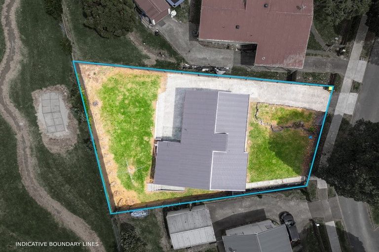 Photo of property in 7 Aden Place, Clendon Park, Auckland, 2103