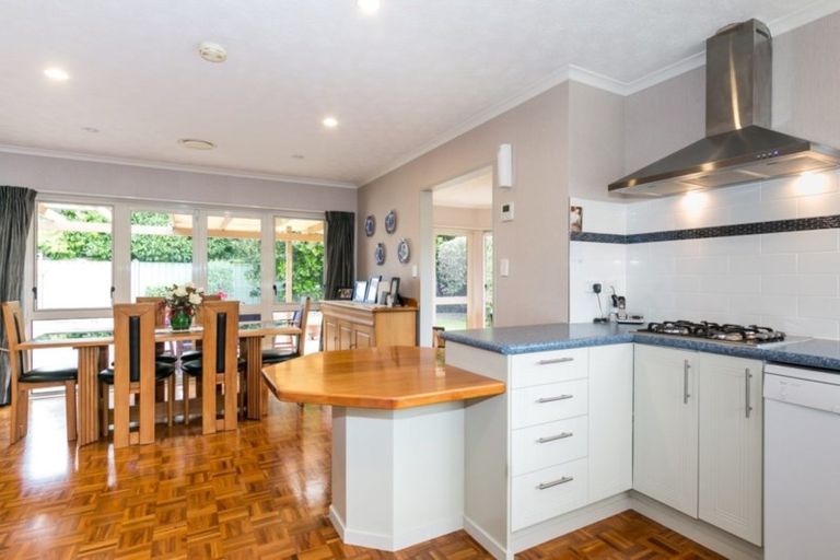 Photo of property in 7 Gresham Place, Taradale, Napier, 4112