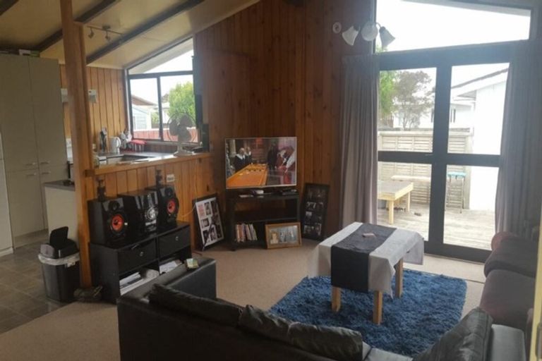 Photo of property in 3 Skye Street, Levin, 5510