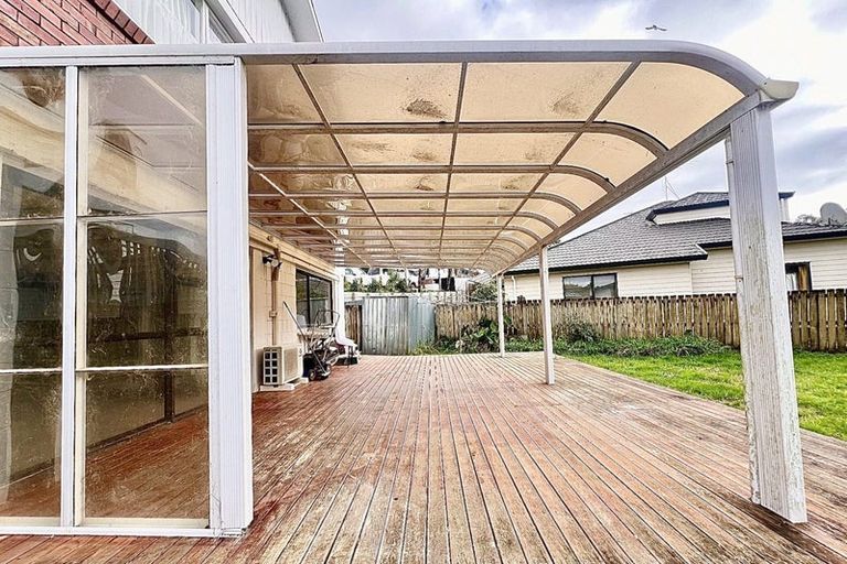 Photo of property in 4/133 Ennis Avenue, Pakuranga Heights, Auckland, 2010