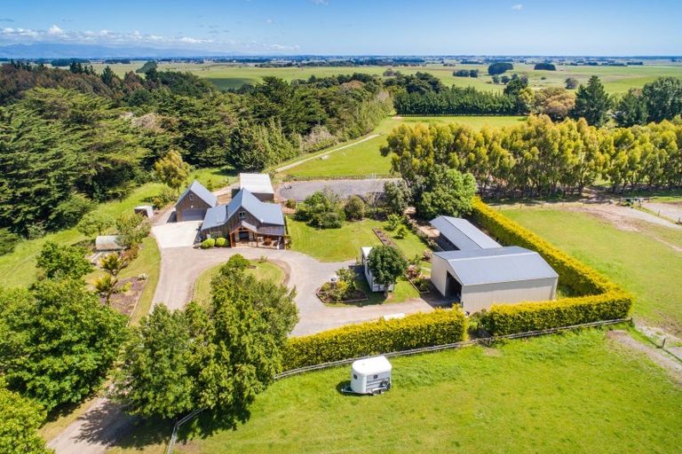 Photo of property in 237 Ngaio Road, Halcombe, Palmerston North, 4479