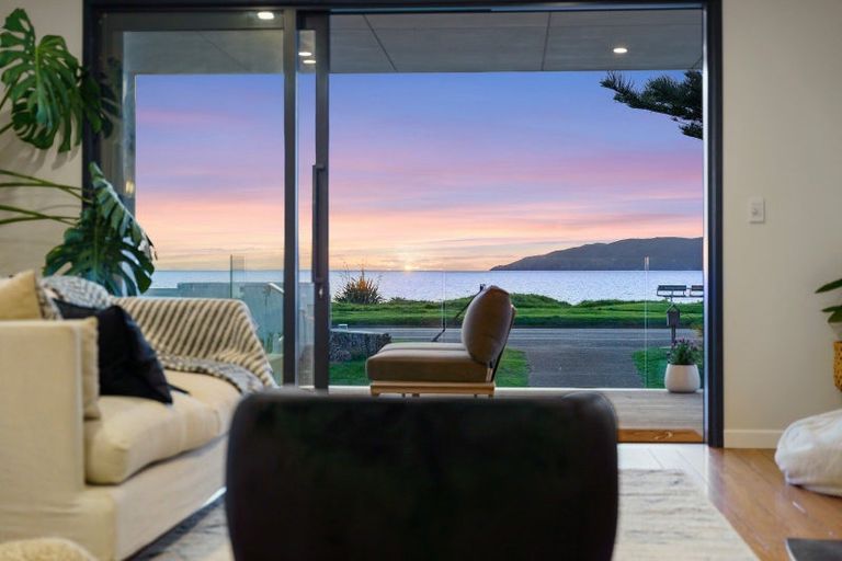 Photo of property in 79 Marine Parade, Paraparaumu Beach, Paraparaumu, 5032