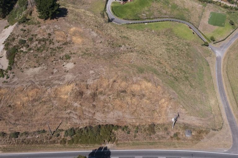 Photo of property in 185 Peka Peka Road, Peka Peka, Waikanae, 5391