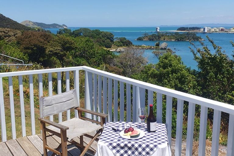 Photo of property in 50 Norfolk Avenue, Whangarei Heads, Whangarei, 0174