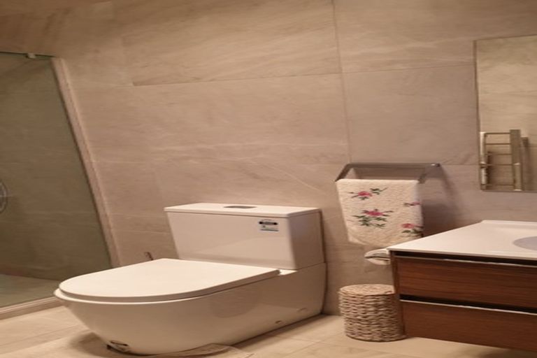 Photo of property in 4 Kauri Grove Drive, Kumeu, 0810