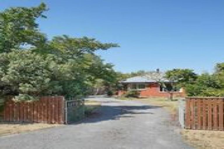 Photo of property in 6 Adelaide Street, Kirwee, Darfield, 7571