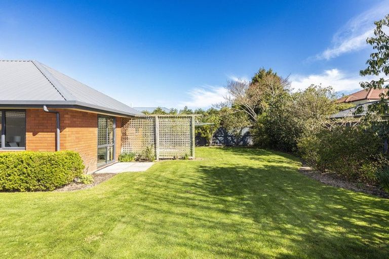 Photo of property in 5 Anglem Way, Northwood, Christchurch, 8051