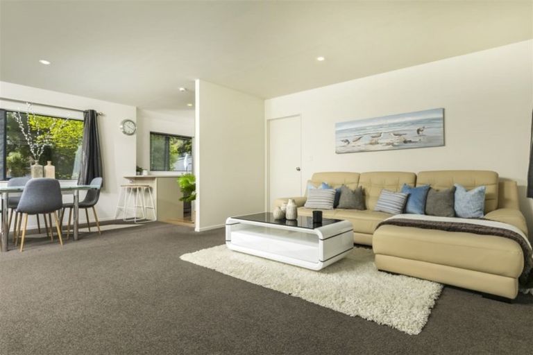 Photo of property in 35b Mcclintock Road, Massey, Auckland, 0614