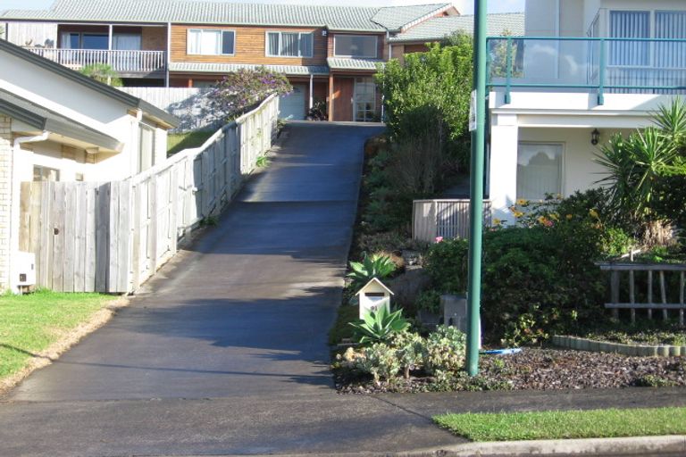 Photo of property in 91 Waldorf Crescent, Orewa, 0931