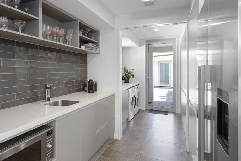 Photo of property in 176 Idris Road, Strowan, Christchurch, 8052