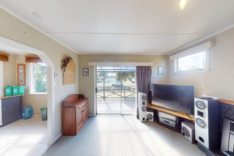 Photo of property in 47 Wilson Street, Waverley, 4510