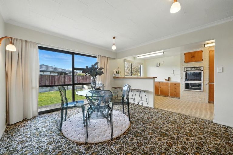 Photo of property in 12 Kinley Street, Rangiora, 7400