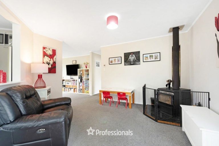 Photo of property in 7 Delaware Grove, Totara Park, Upper Hutt, 5018