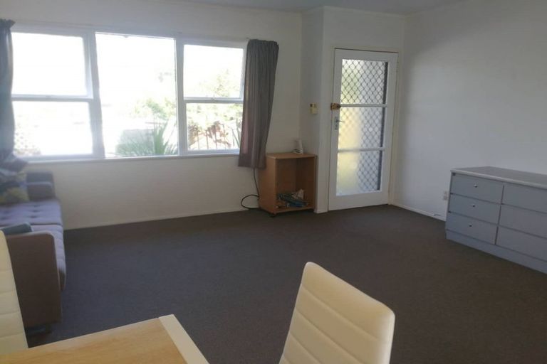Photo of property in 2/12 Meadway, Sunnyhills, Auckland, 2010