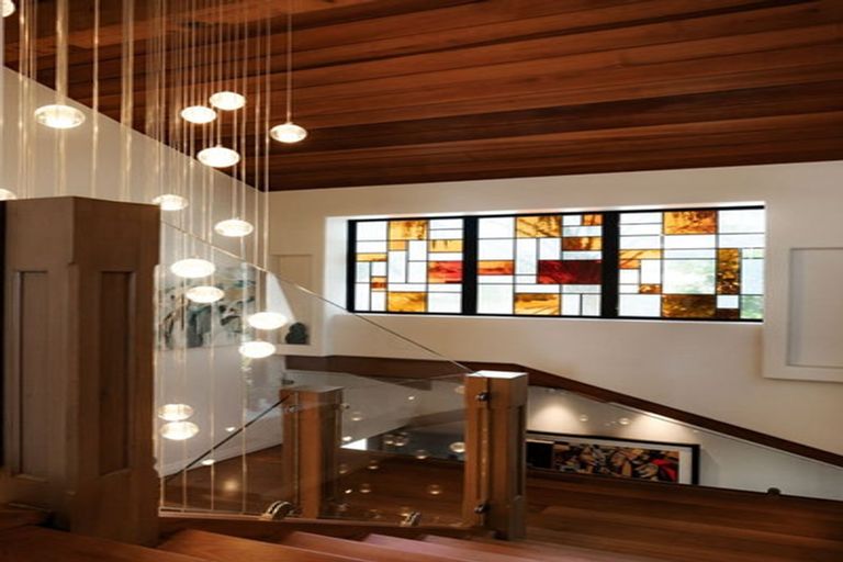 Photo of property in 1/60 Milford Road, Milford, Auckland, 0620