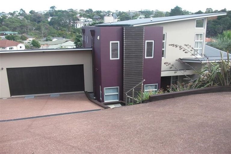 Photo of property in 12 Bushglen Court, Browns Bay, Auckland, 0630