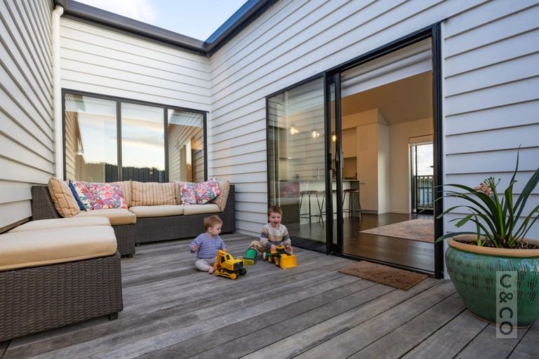 Photo of property in 41 Jeroboam Loop, Kumeu, 0810