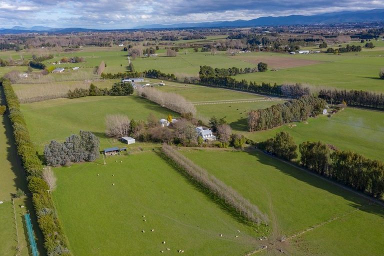 Photo of property in 104 Masterton Castlepoint Road, Te Ore Ore, Masterton, 5886