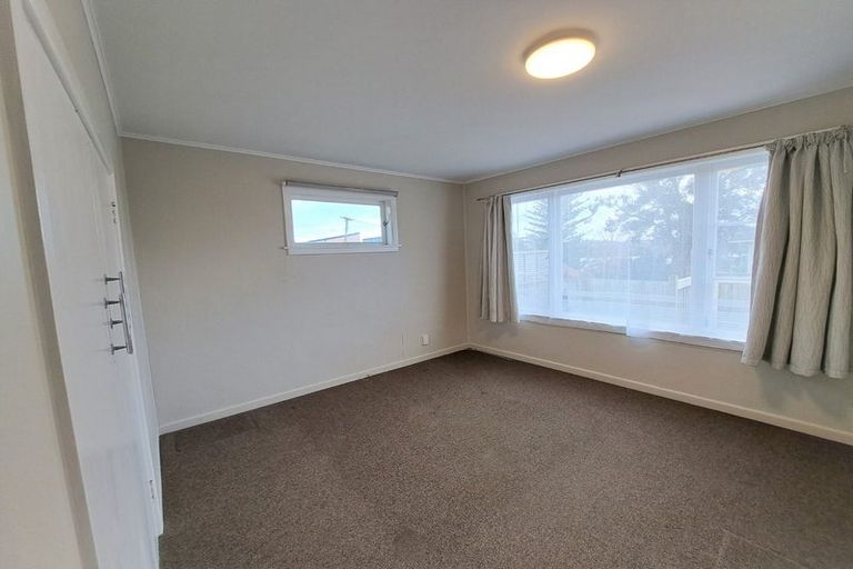 Photo of property in 809 Te Atatu Road, Te Atatu Peninsula, Auckland, 0610