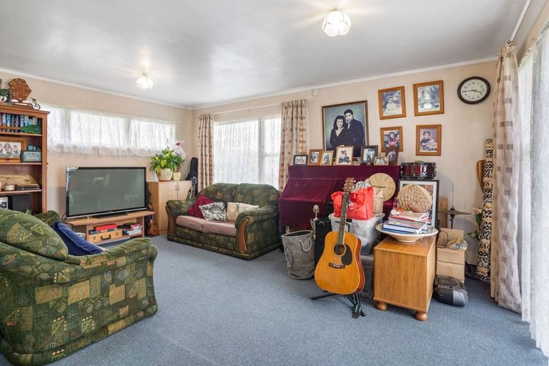 Photo of property in 72 Thompson Terrace, Manurewa, Auckland, 2102