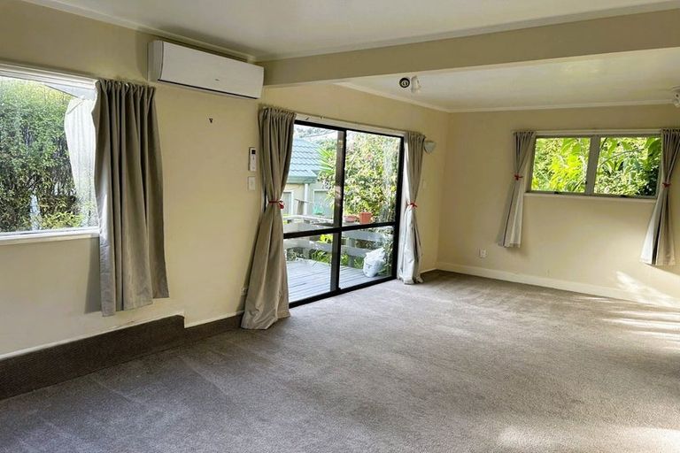Photo of property in 2/40a Marlborough Avenue, Glenfield, Auckland, 0629