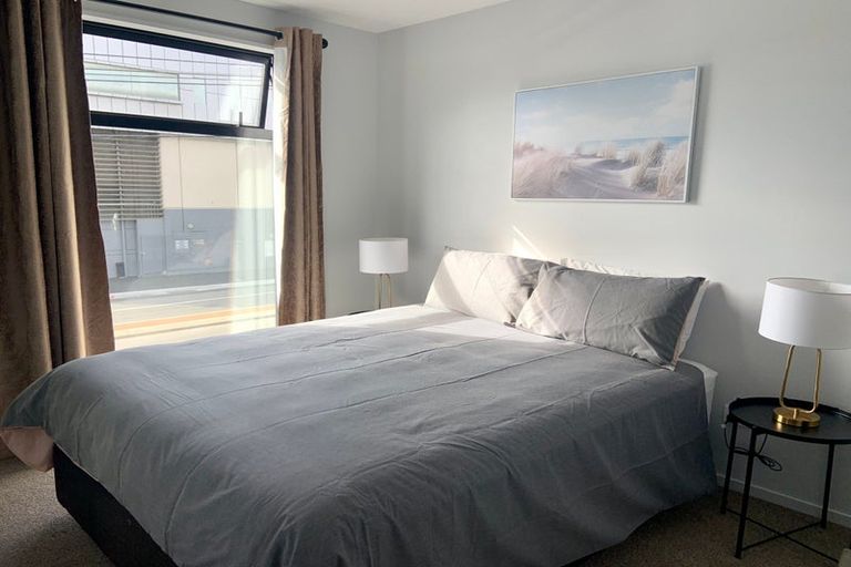 Photo of property in 2/8 New Brighton Road, Shirley, Christchurch, 8061