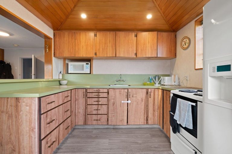 Photo of property in 1 Bath Street, Brighton, Dunedin, 9035