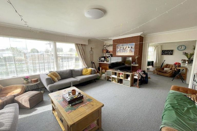 Photo of property in 33 Regent Street, Silverdale, Hamilton, 3216