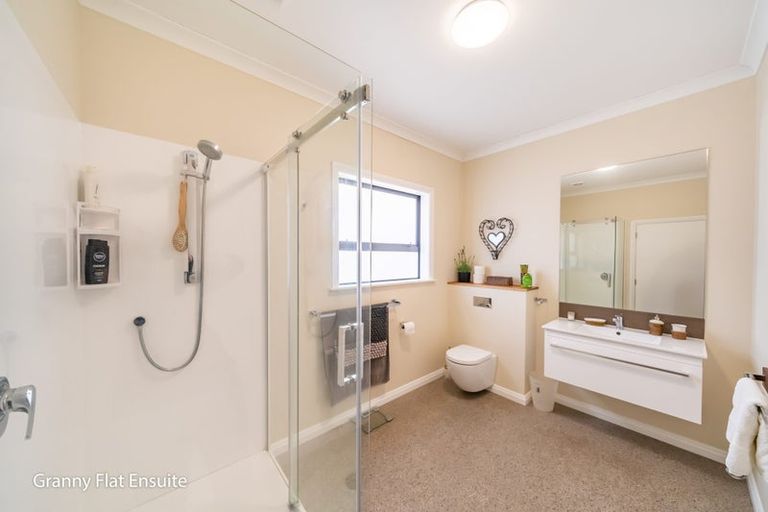 Photo of property in 53 State Highway 58, Pauatahanui, Porirua, 5381