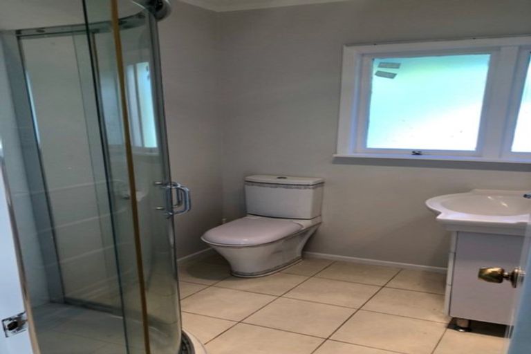 Photo of property in 4/15 Gladstone Road, Northcote, Auckland, 0627