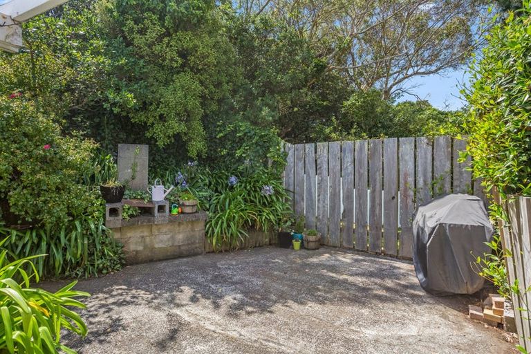 Photo of property in 169 Conclusion Street, Ascot Park, Porirua, 5024
