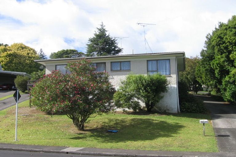 Photo of property in 1/85 Moore Street, Hillcrest, Auckland, 0627