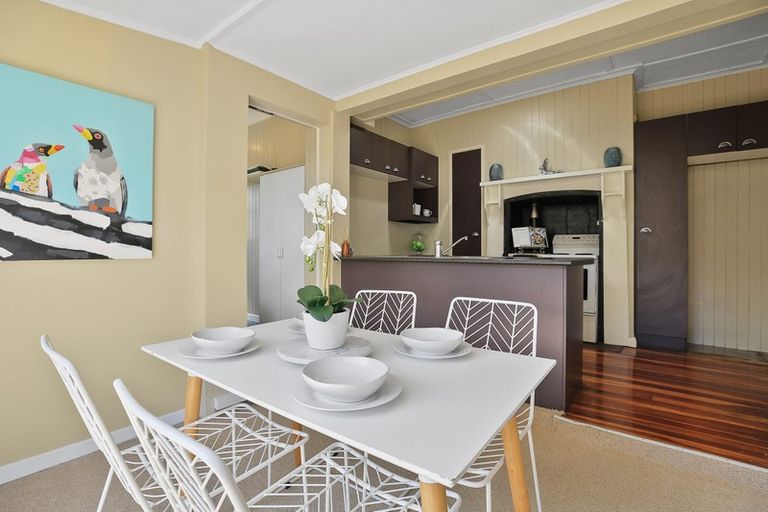 Photo of property in 76 Rimu Street, Maeroa, Hamilton, 3200