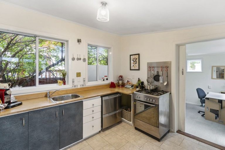 Photo of property in 82 Ross Street, Kilbirnie, Wellington, 6022