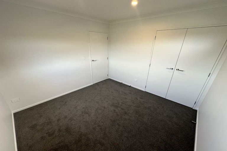 Photo of property in 6c Jern Place, Eastern Beach, Auckland, 2012