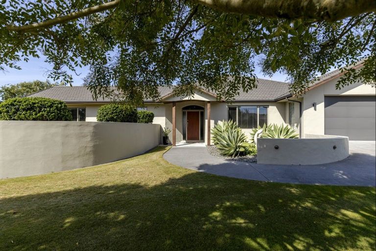 Photo of property in 55 Shelter Grove, Frankleigh Park, New Plymouth, 4310