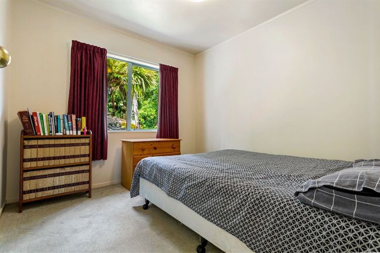 Photo of property in 3/14 Sungrove Rise, Sunnyvale, Auckland, 0612